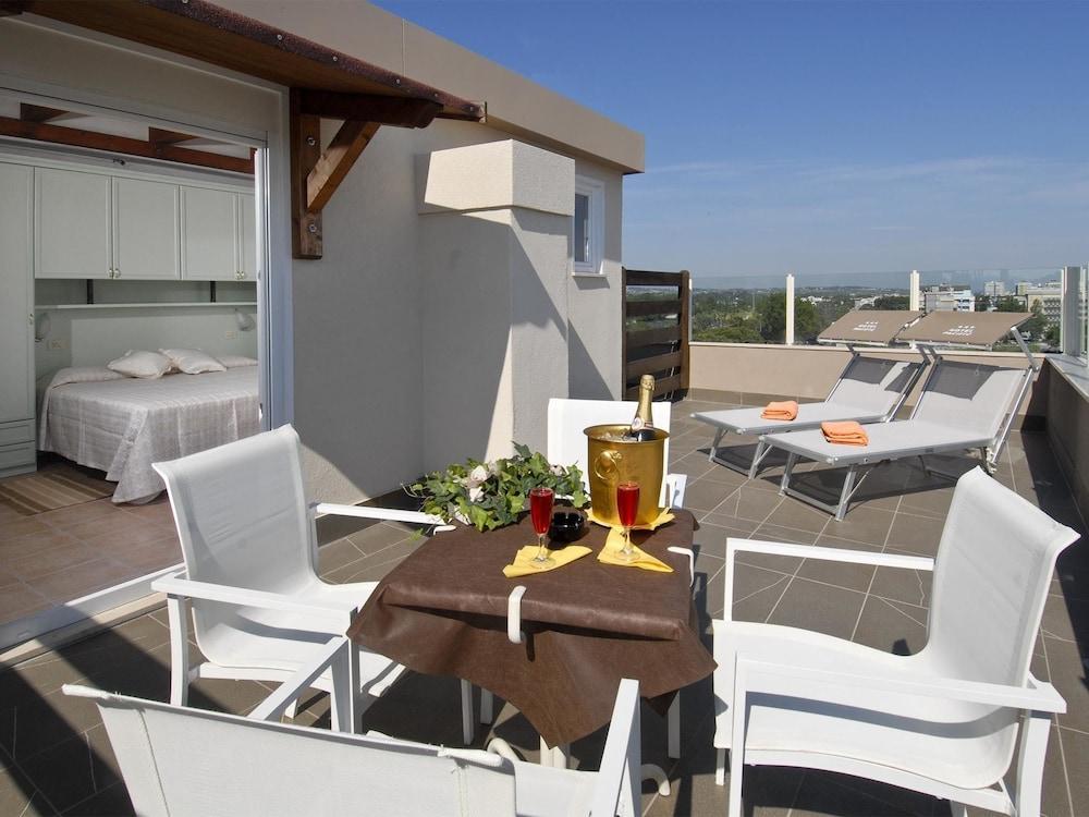 Hotel Pacific Cattolica Zewnętrze zdjęcie