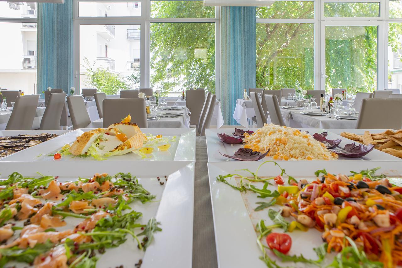Hotel Pacific Cattolica Zewnętrze zdjęcie